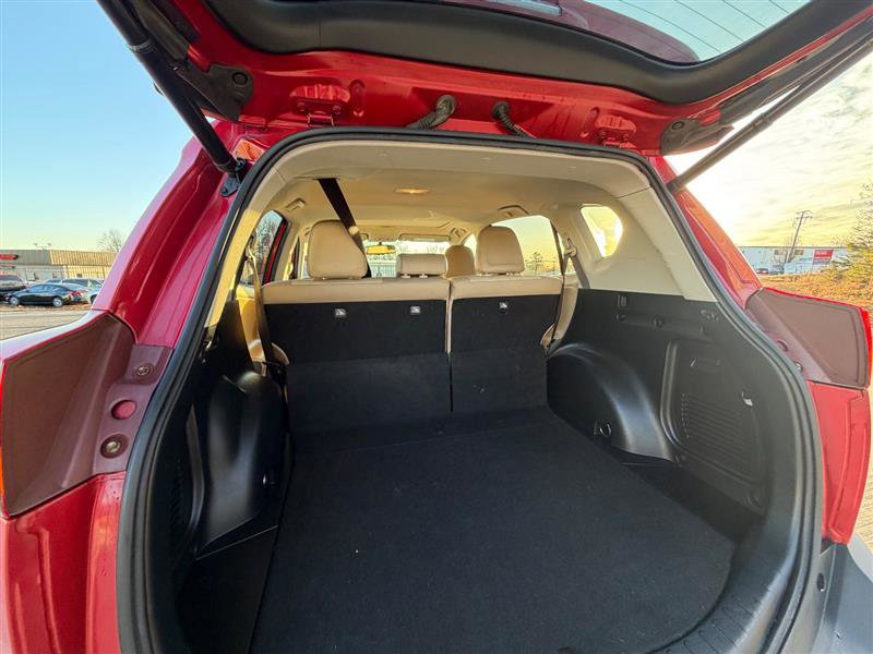 Used 2013 Toyota RAV4 Limited AWD/4WD image 12