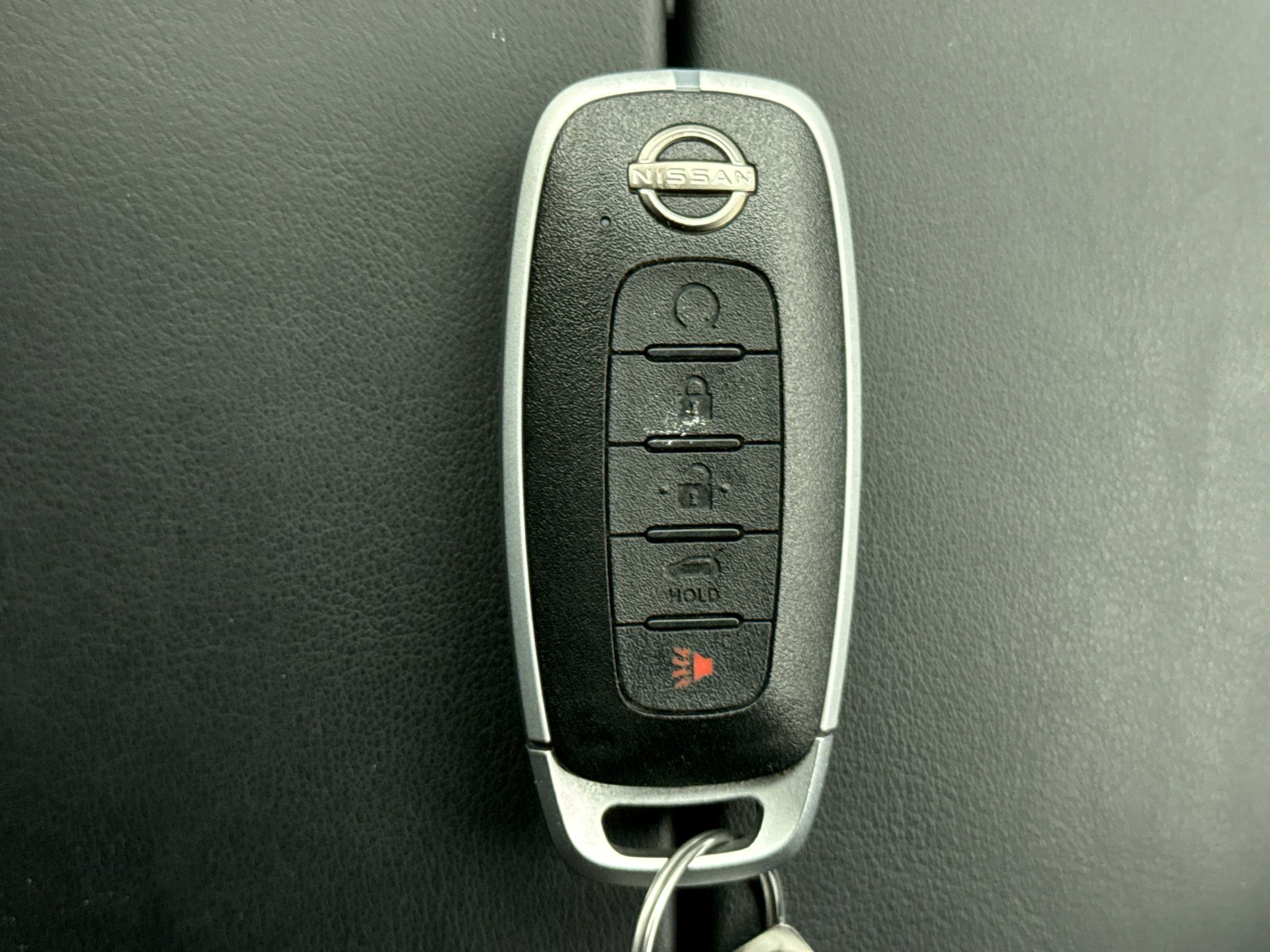 Used 2025 Nissan Rogue SL w/ Tech Package AWD/4WD image 24
