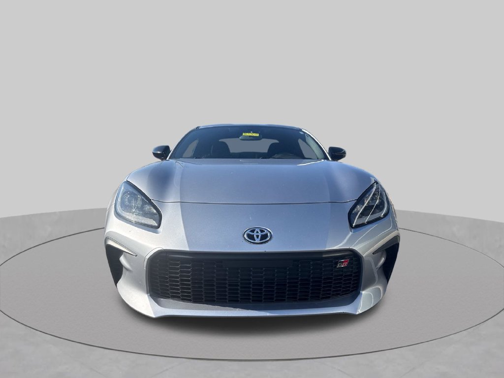 Used 2022 Toyota GR86 Premium w/ ALL Weather Mat Package (TMS) RWD image 2