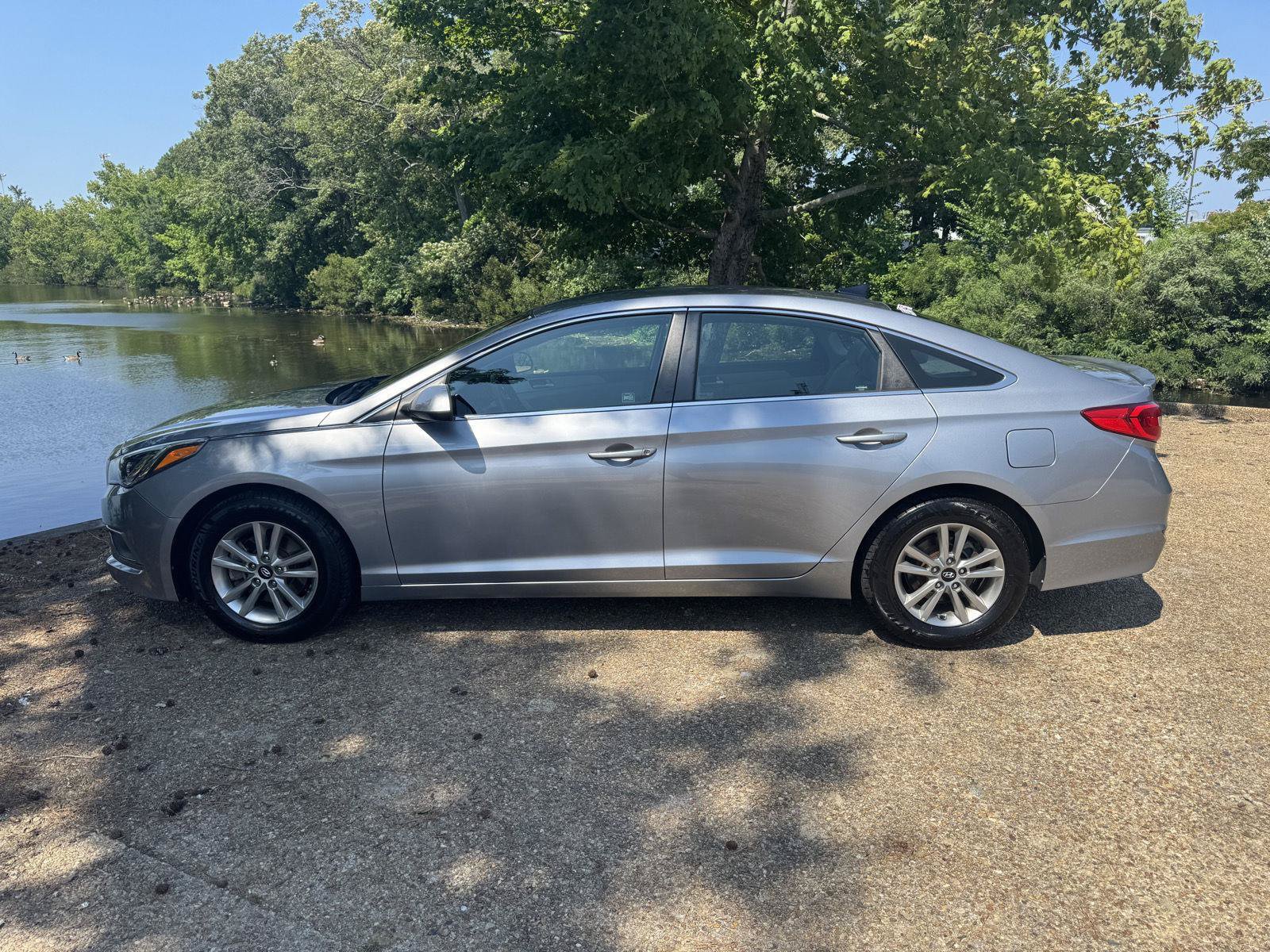 Used 2017 Hyundai Sonata SE FWD image 10
