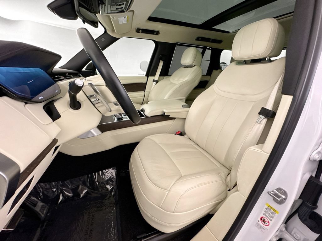 Certified 2023 Land Rover Range Rover SE AWD/4WD image 20