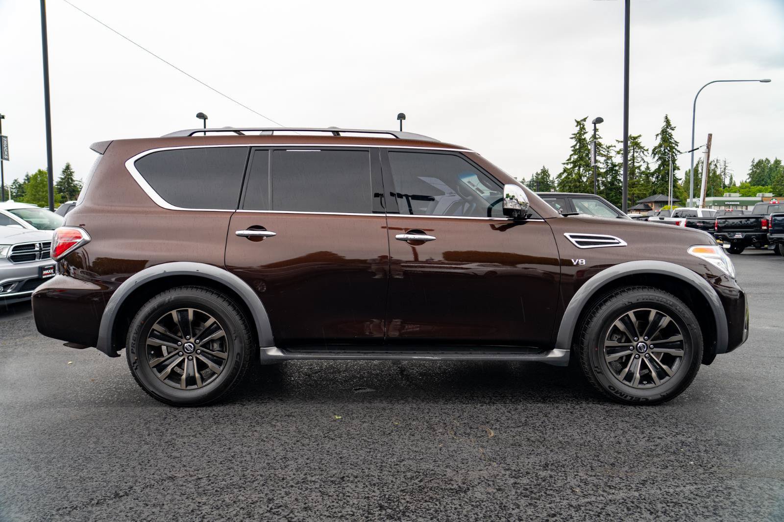 Used 2017 Nissan Armada Platinum w/ Captain Seat Package AWD/4WD image 9