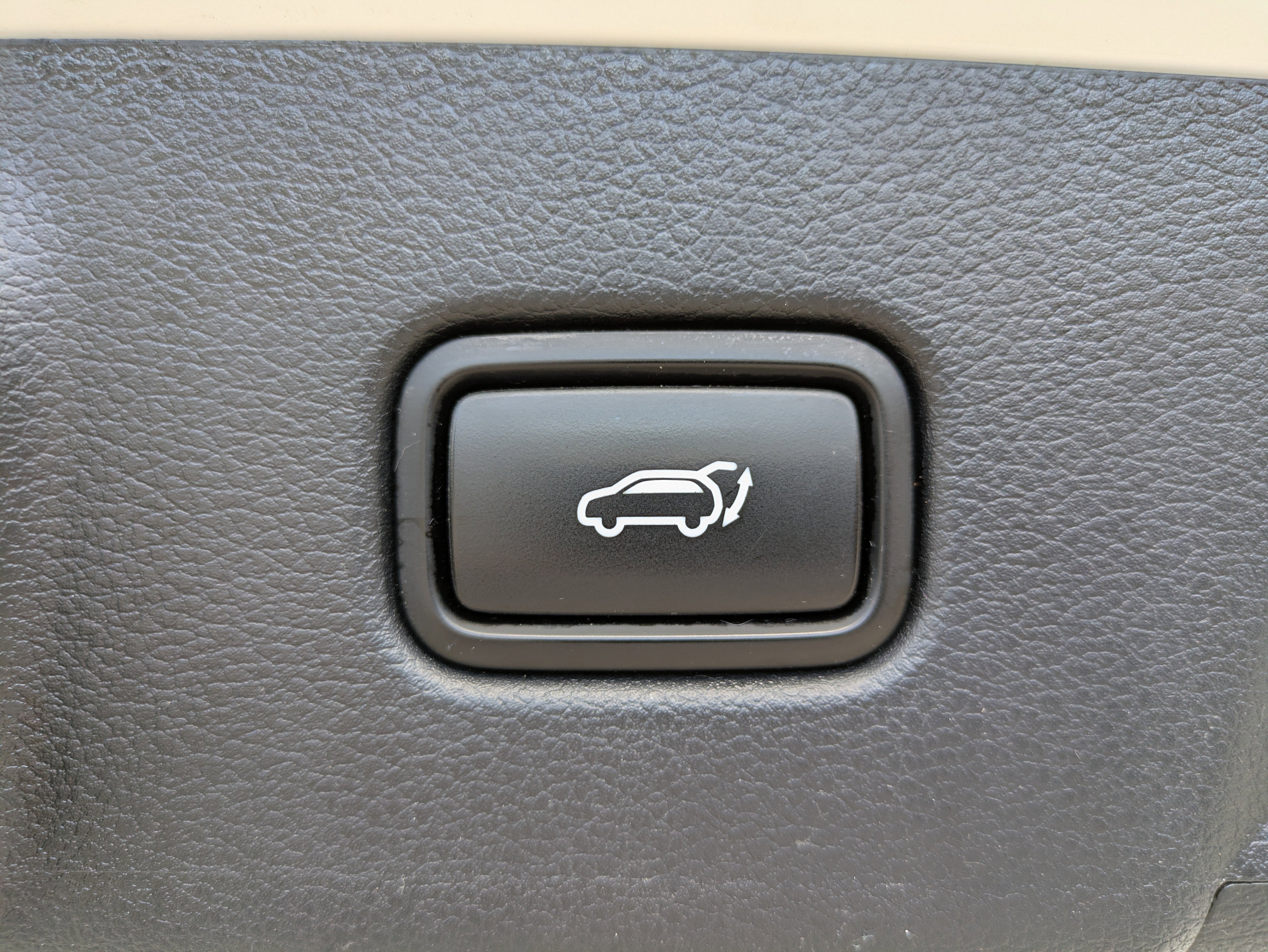 Used 2020 Hyundai Palisade Limited FWD image 12