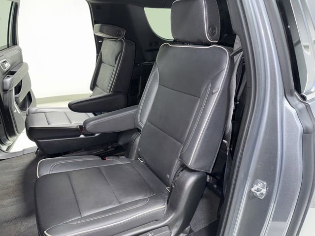 Used 2021 GMC Yukon XL SLT w/ SLT Luxury Plus Package image 31