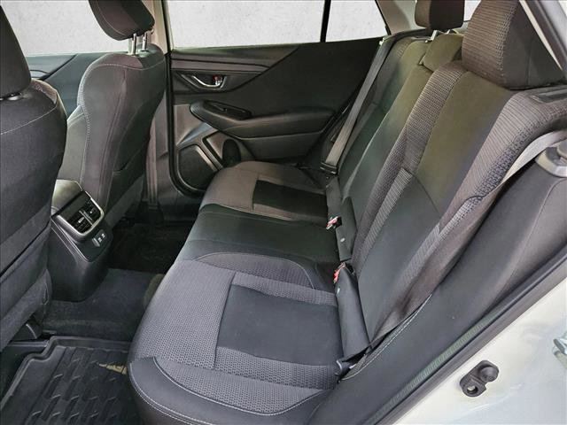 Used 2022 Subaru Outback Premium image 16