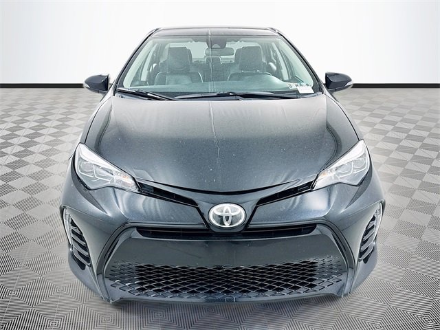 Used 2017 Toyota Corolla SE video 2