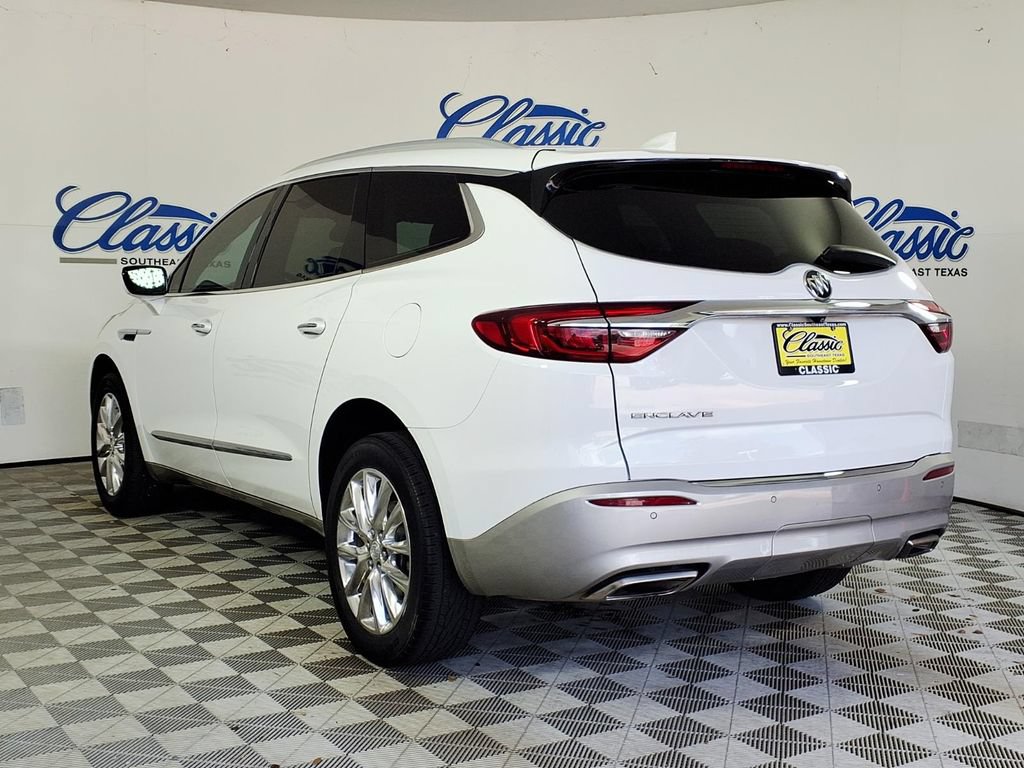 Used 2021 Buick Enclave Premium w/ Sun and Sites Package FWD image 2