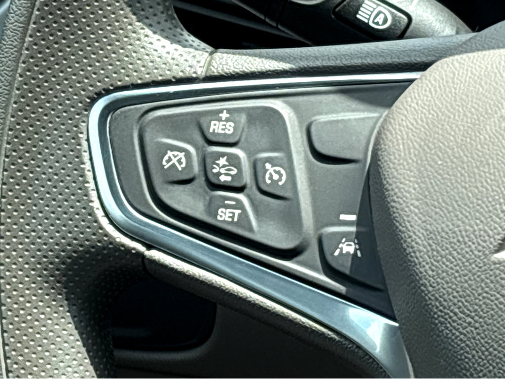 Used 2024 Chevrolet Malibu LT FWD image 11