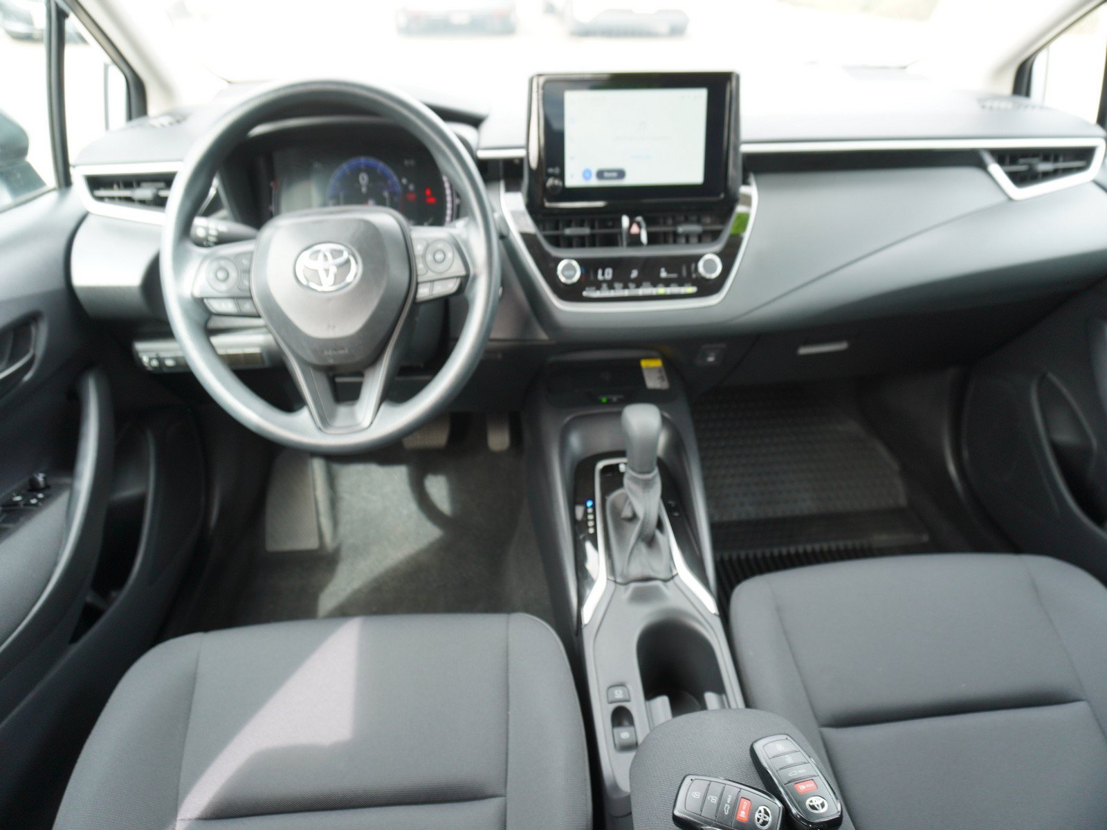 Used 2026 Toyota Corolla LE w/ LE Premium Package FWD image 2