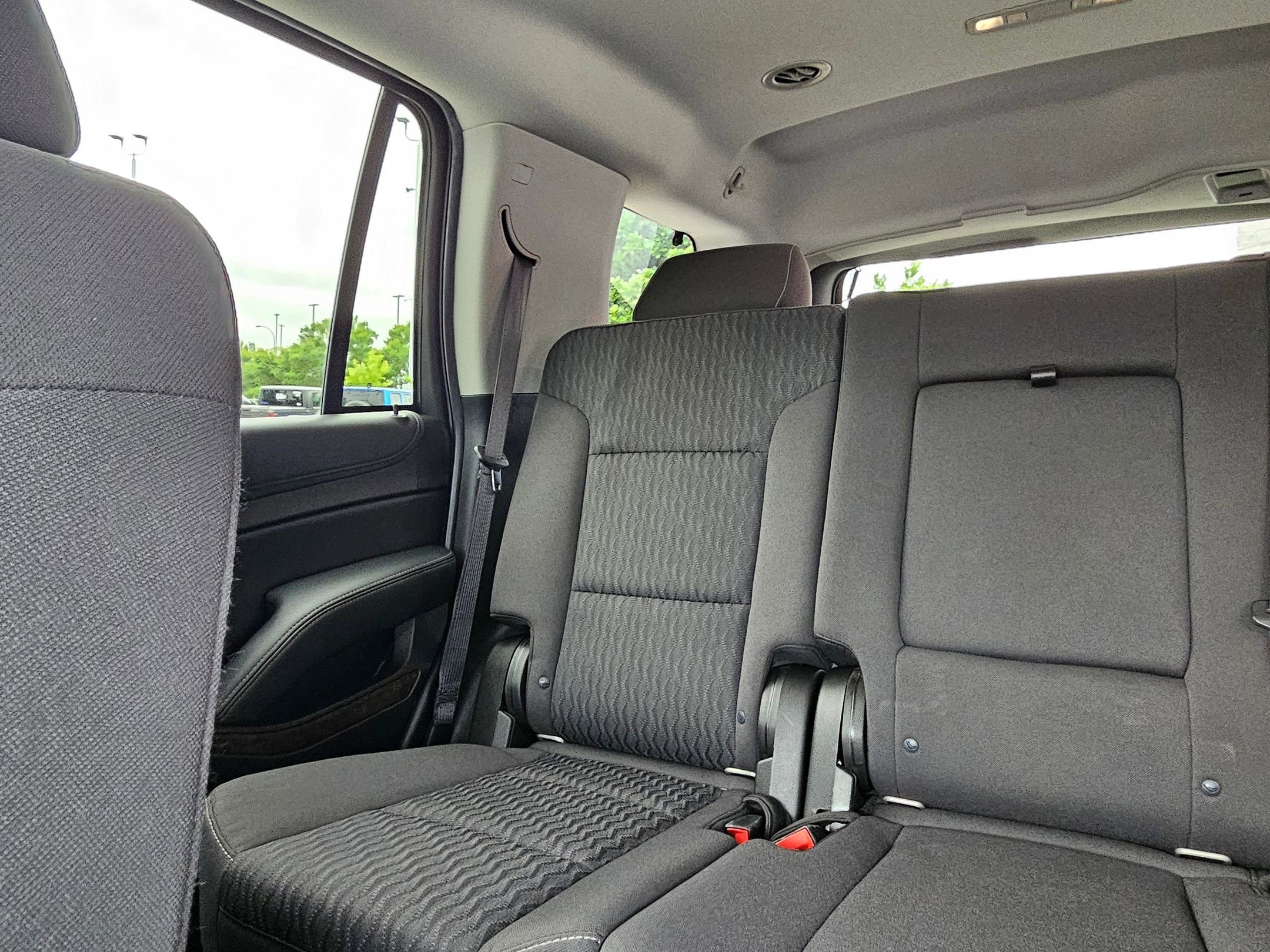 Used 2019 Chevrolet Tahoe LS AWD/4WD image 23