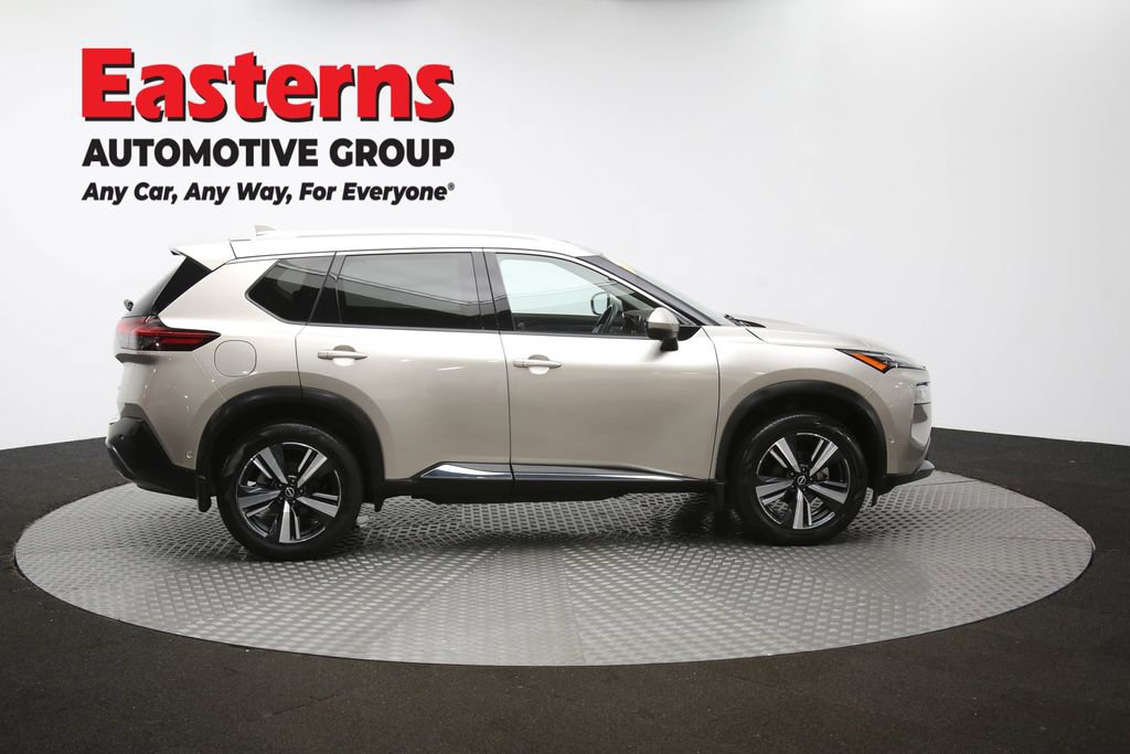 Used 2022 Nissan Rogue SL w/ SL Premium Package image 52