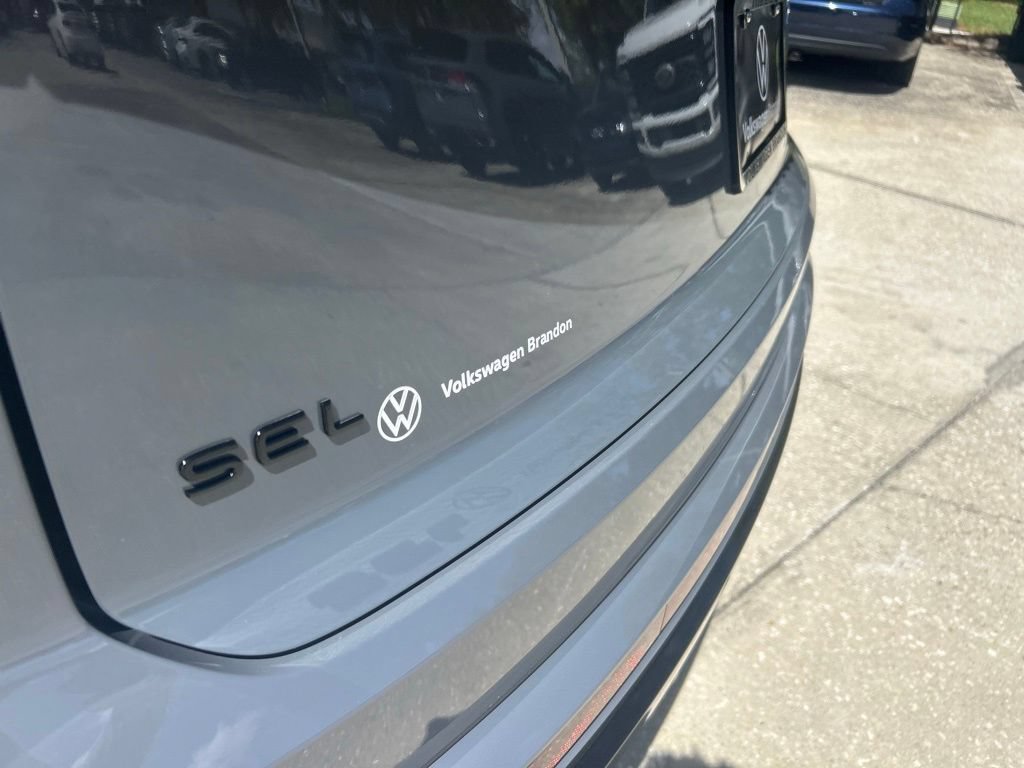 New 2026 Volkswagen Atlas Cross Sport SEL R-Line AWD/4WD image 31