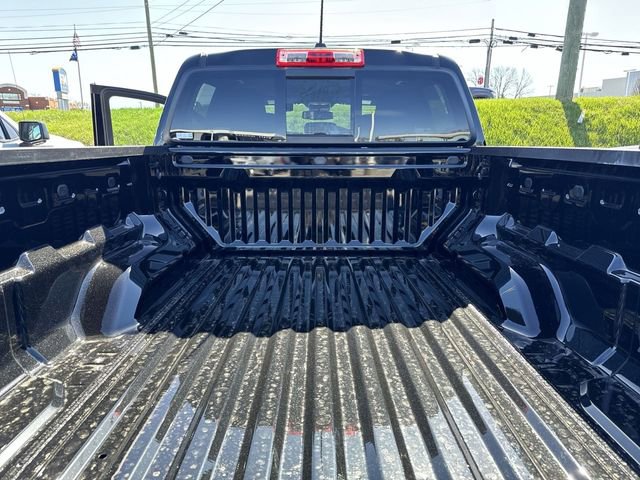 Used 2024 GMC Canyon Elevation w/ Convenience Package RWD image 12