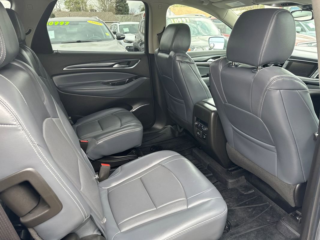 Used 2018 Buick Enclave Premium image 37