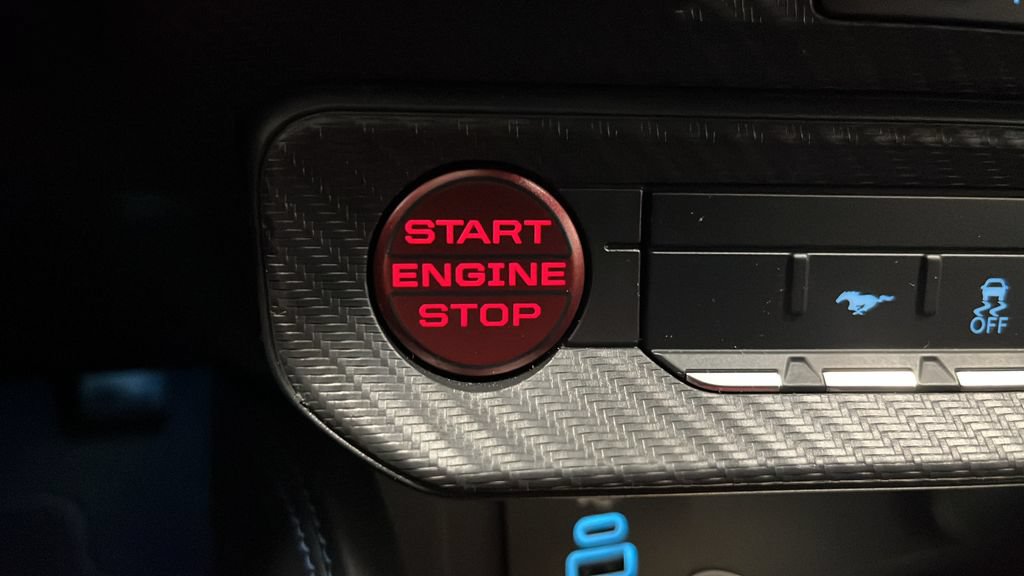 Used 2025 Ford Mustang Dark Horse RWD image 22