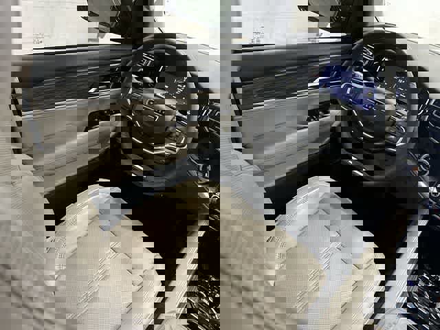 Used 2022 Jeep Wagoneer Series III w/ Convenience Group I AWD/4WD image 12