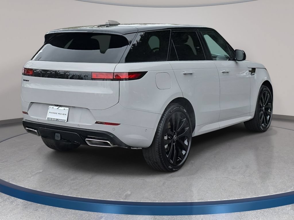 New 2025 Land Rover Range Rover Sport Dynamic SE AWD/4WD image 5