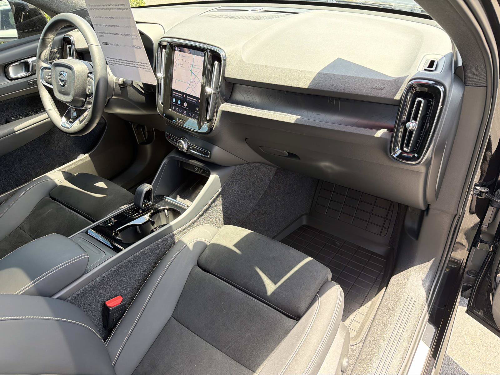 Certified 2023 Volvo C40 P8 Recharge Ultimate w/ Protection Package Premier AWD/4WD image 26