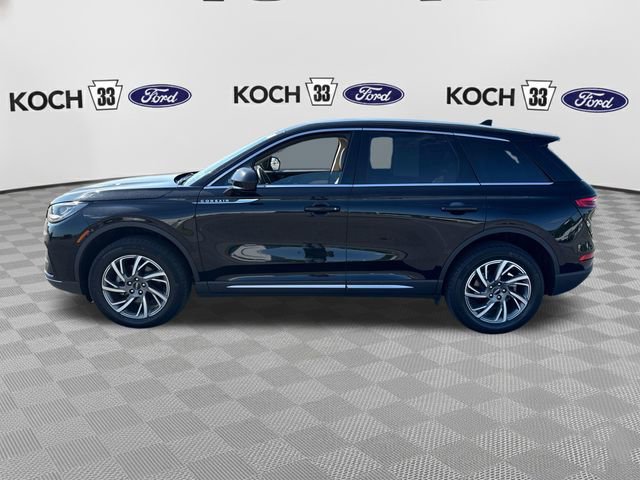 Used 2025 Lincoln Corsair AWD image 4