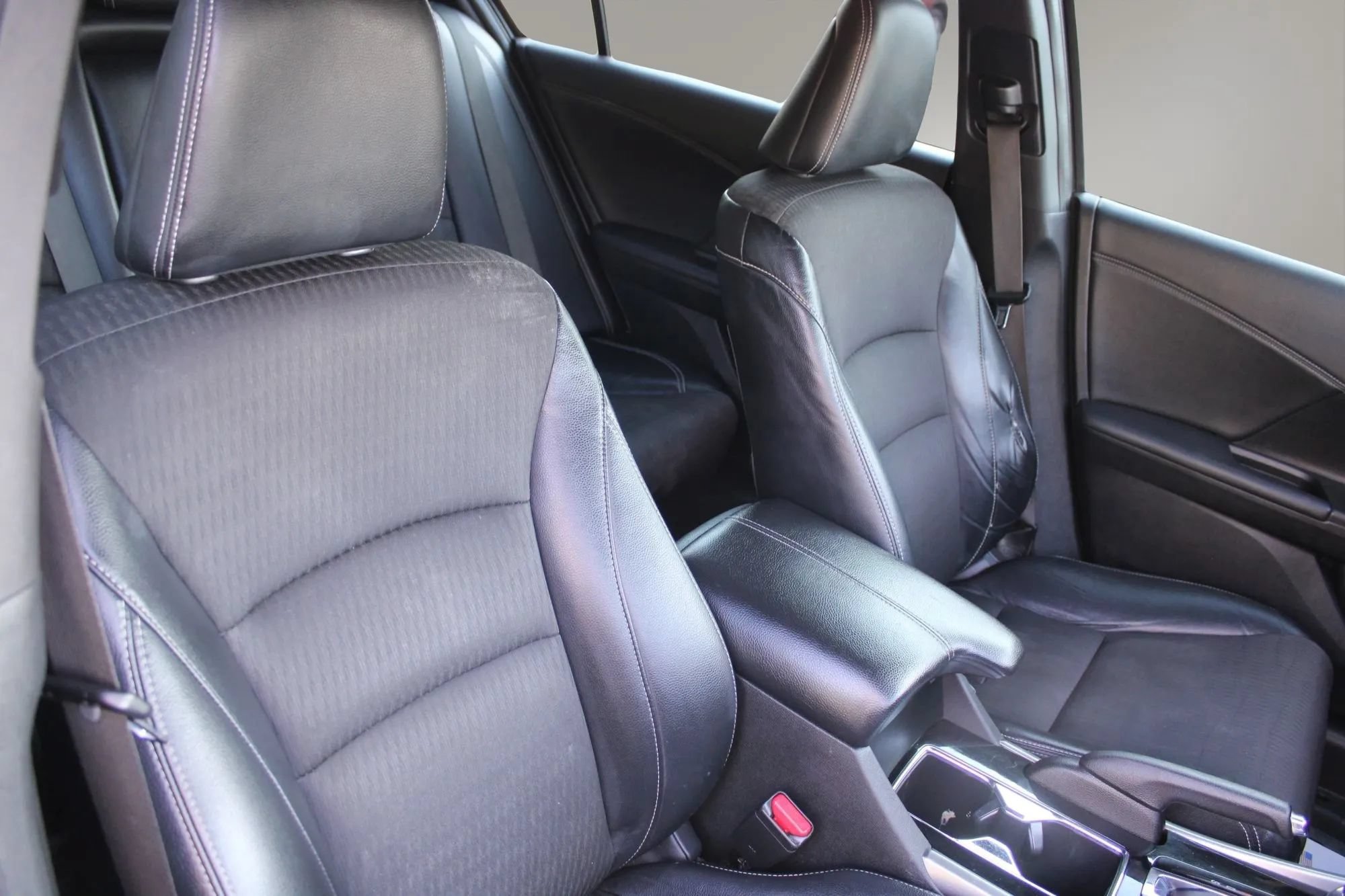 Used 2016 Honda Accord Sport image 21
