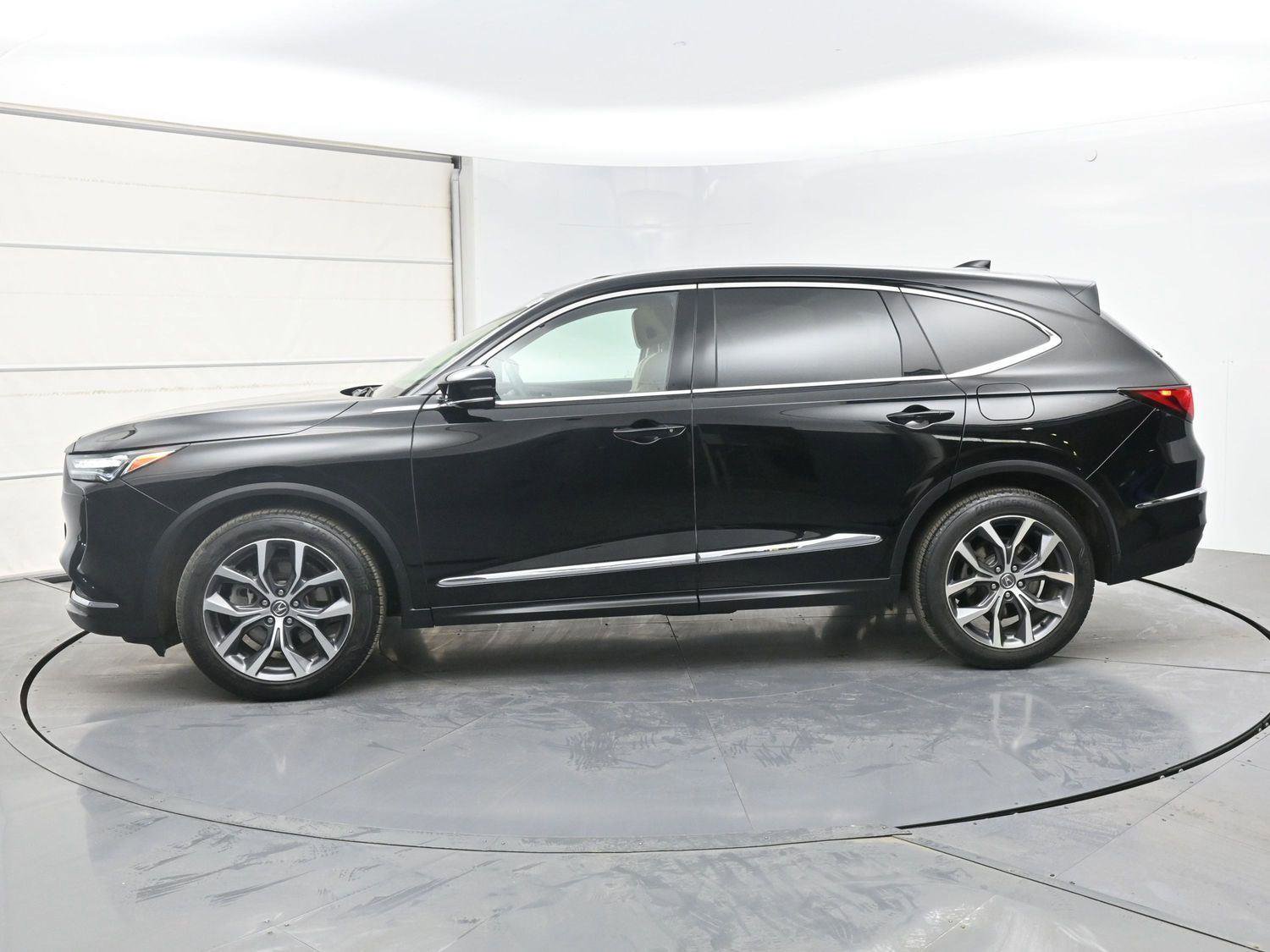 Certified 2024 Acura MDX SH-AWD w/ Technology Package image 2
