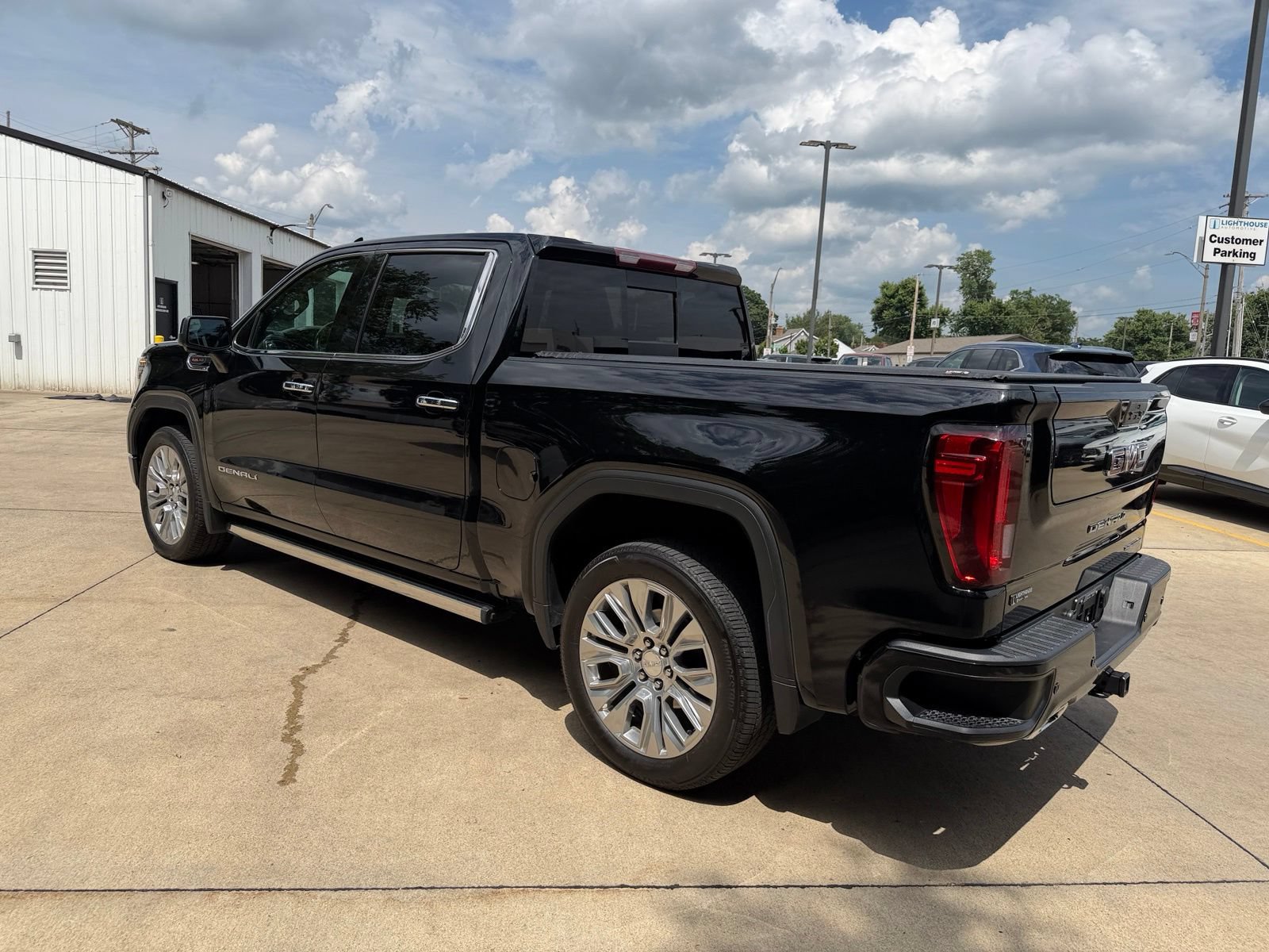 Used 2022 GMC Sierra 1500 Denali w/ Denali Premium Package AWD/4WD image 29