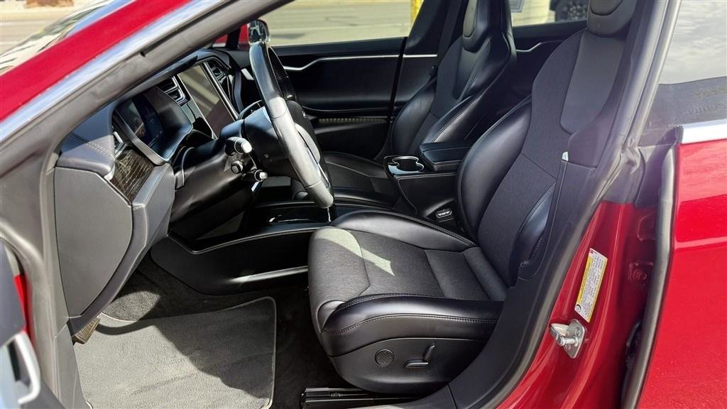 Used 2018 Tesla Model S 75D AWD/4WD image 21