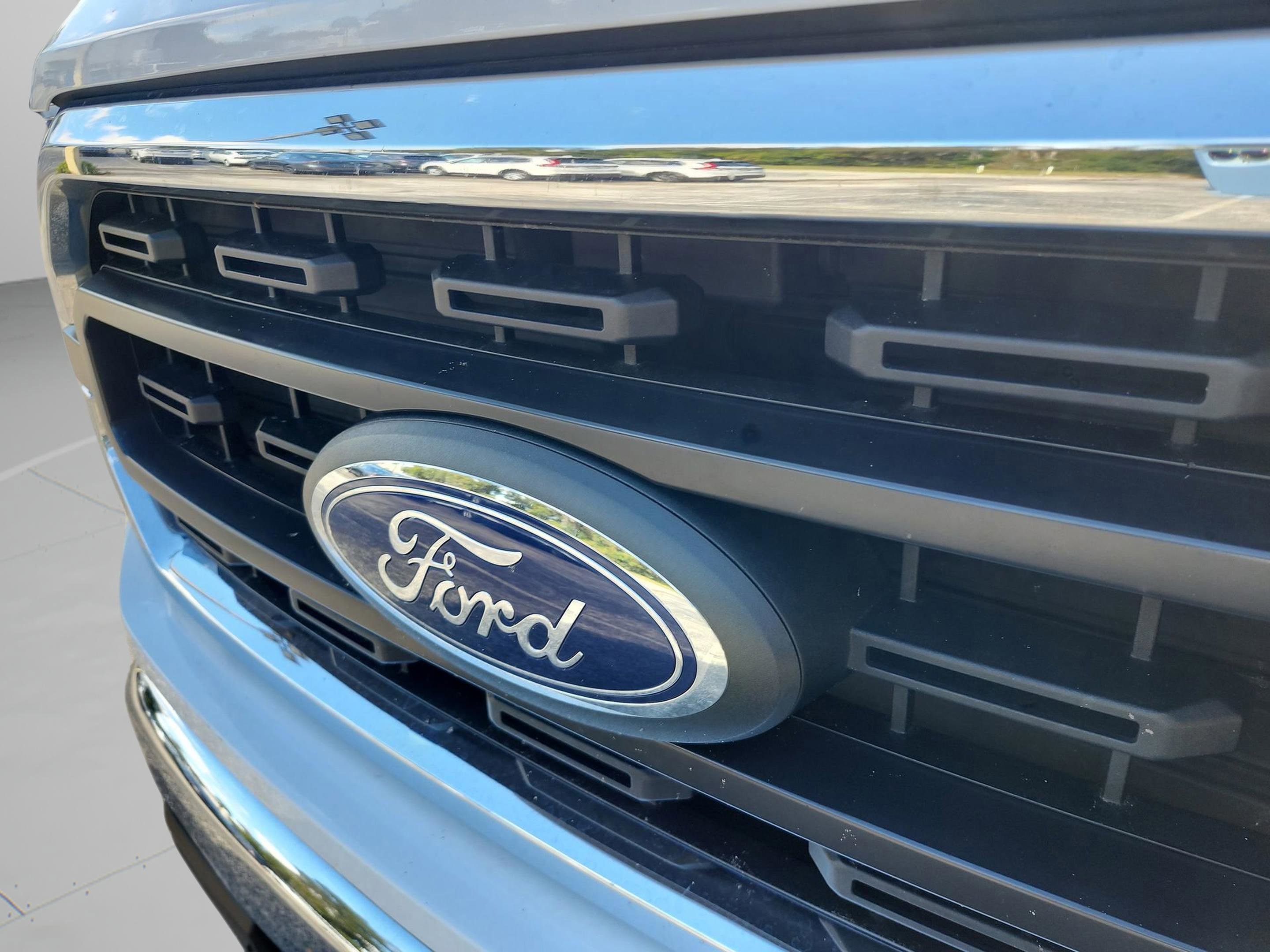 Certified 2021 Ford F150 XLT image 14