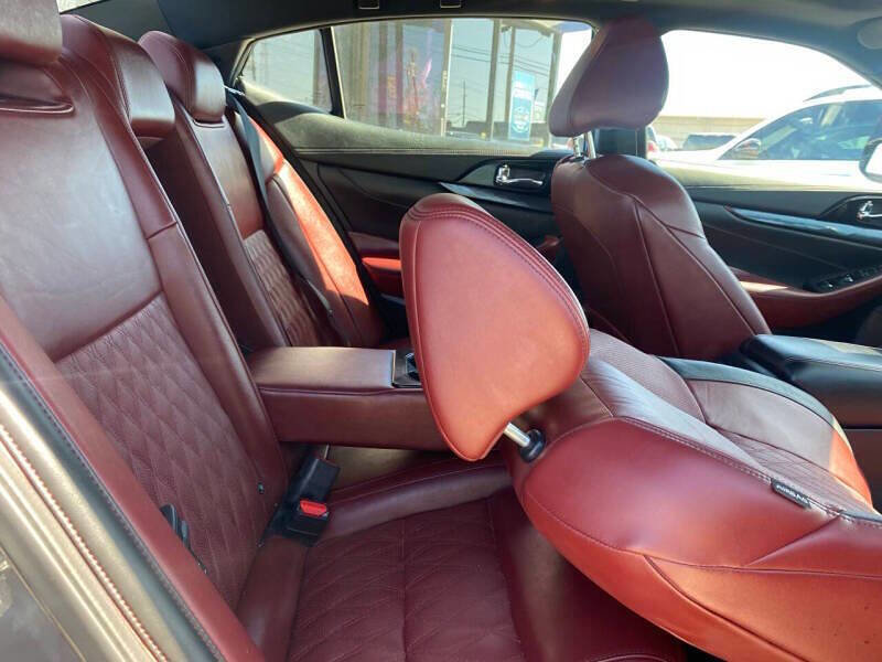 Used 2021 Nissan Maxima Platinum w/ 40th Anniversary Package image 16