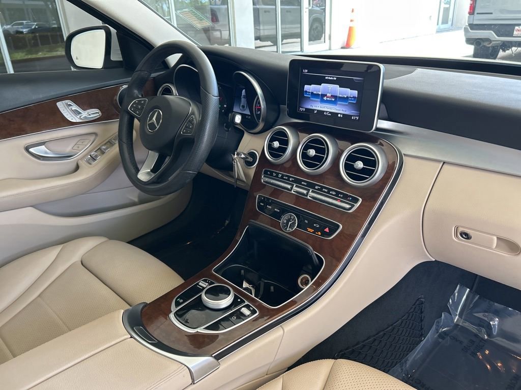 Used 2018 Mercedes-Benz C 300 4MATIC Sedan image 21