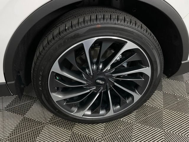 Used 2026 Lincoln Aviator Reserve AWD/4WD image 39