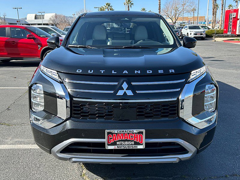 New 2026 Mitsubishi Outlander SE image 2