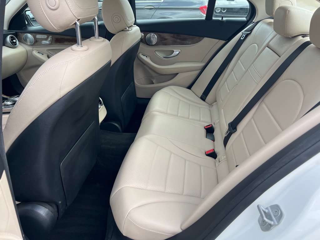 Used 2015 Mercedes-Benz C 300 4MATIC Sedan image 32