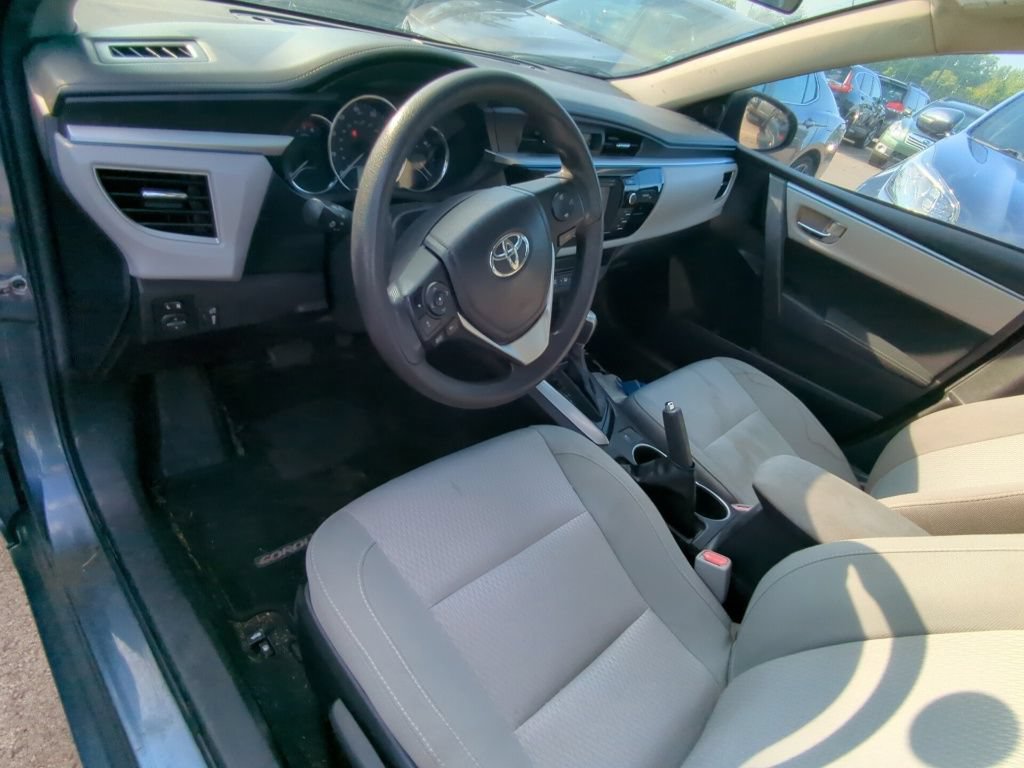 Used 2014 Toyota Corolla LE FWD image 7
