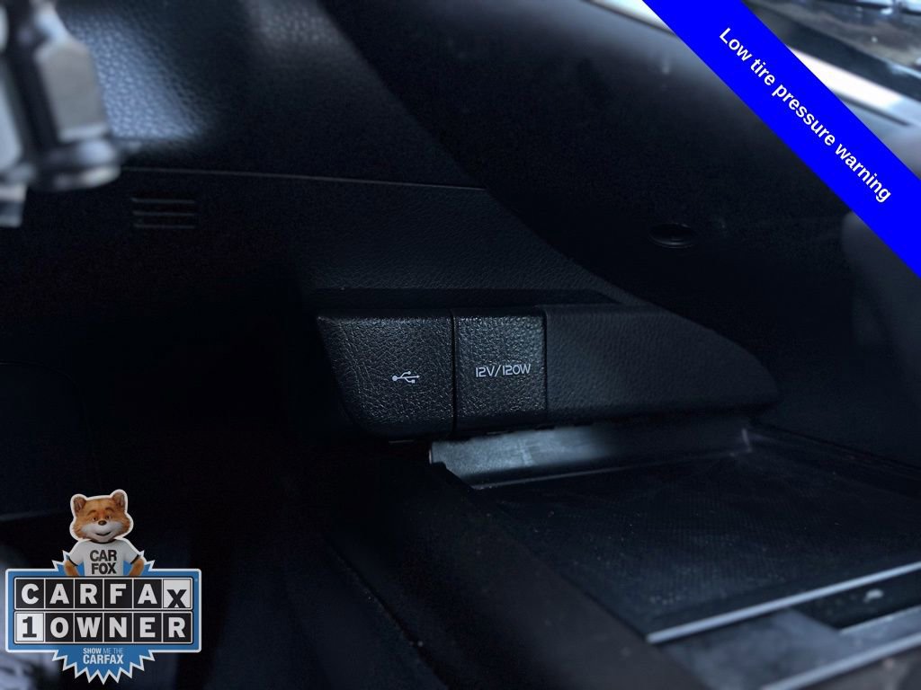 Used 2024 Toyota Camry SE image 10