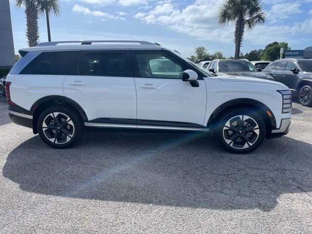 Used 2026 Hyundai Palisade Limited image 2