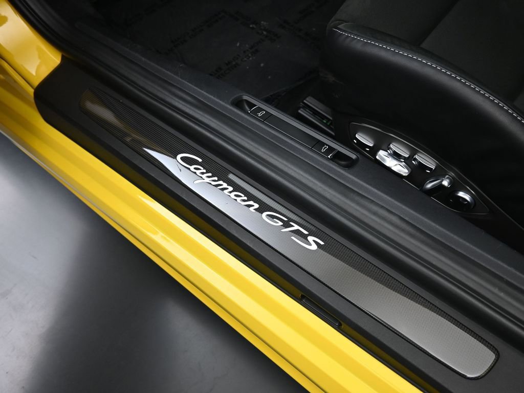 Certified 2025 Porsche 718 Cayman GTS image 28