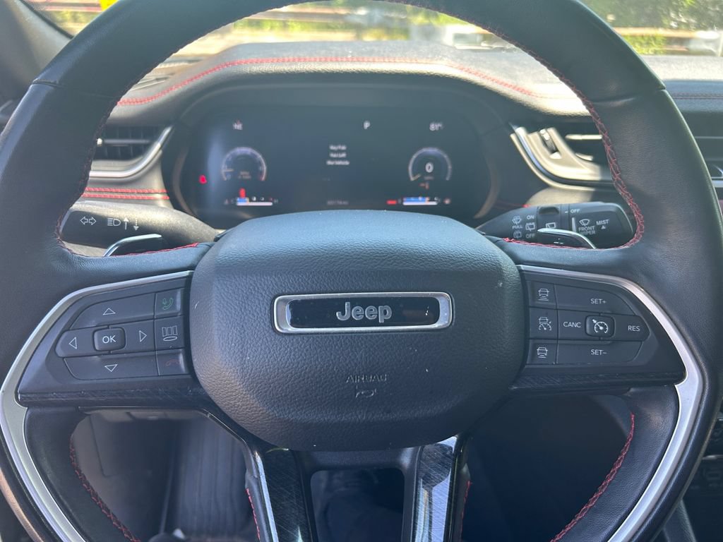 Certified 2022 Jeep Grand Cherokee Trailhawk AWD/4WD image 15