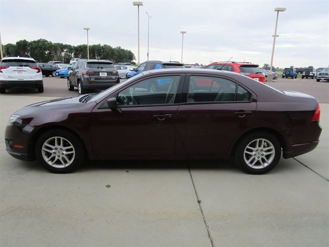 Used 2012 Ford Fusion S FWD image 6