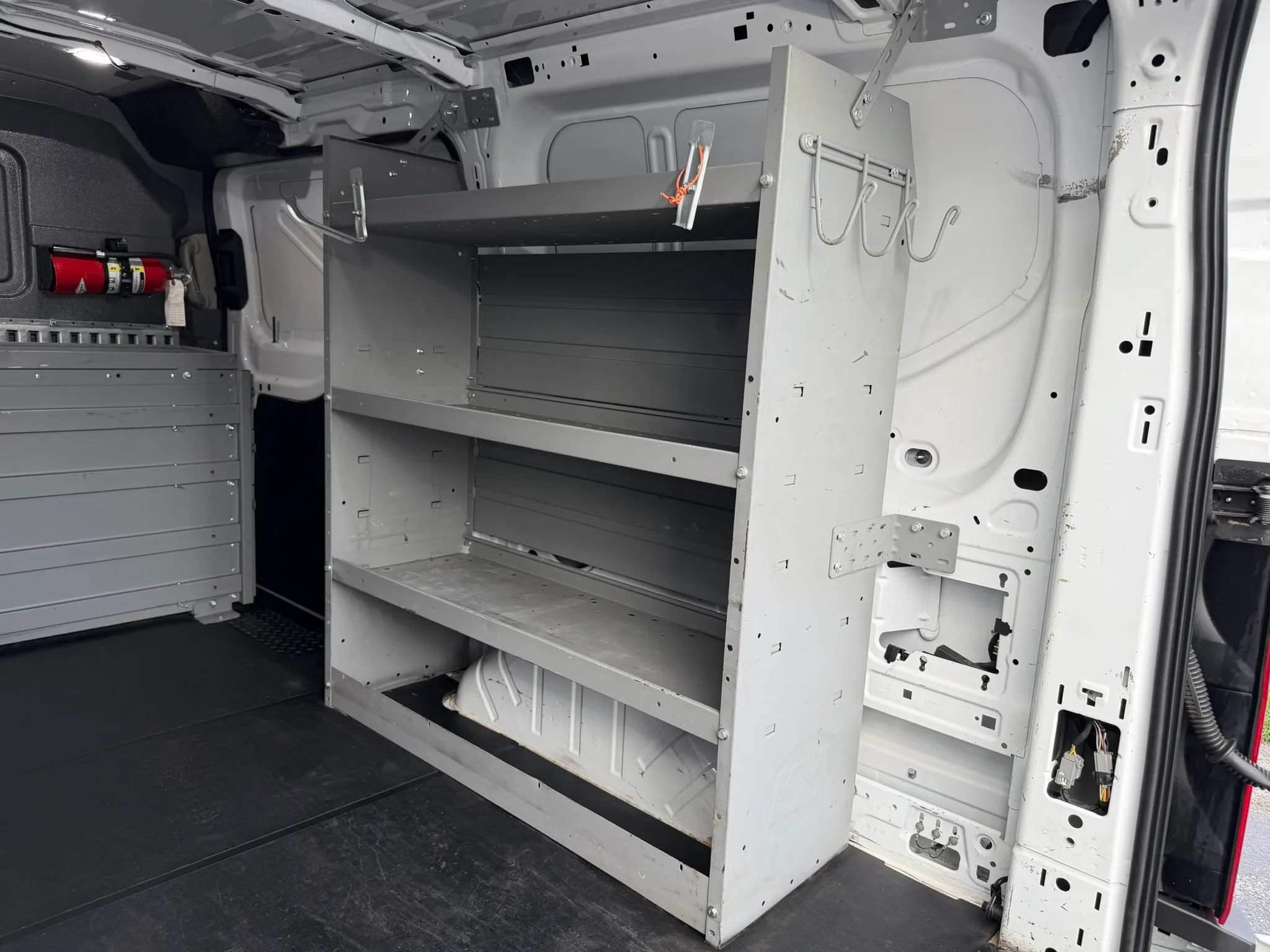 Used 2020 Ford Transit 250 Low Roof AWD image 4