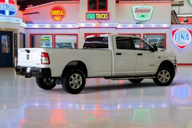 Used 2024 RAM 3500 Big Horn AWD/4WD image 3