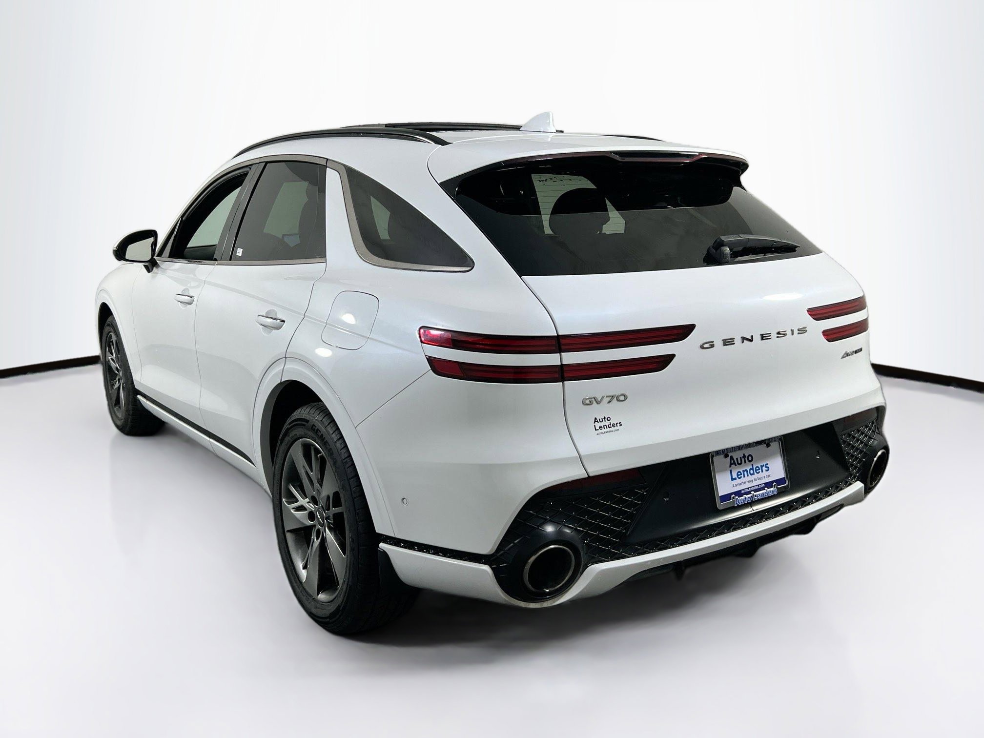 Used 2023 Genesis GV70 3.5T Sport w/ Sport Advanced Package AWD/4WD image 7