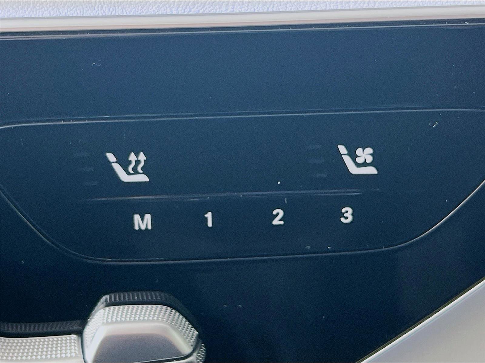 New 2026 Mercedes-Benz E 53 AMG e 4MATIC Sedan image 22