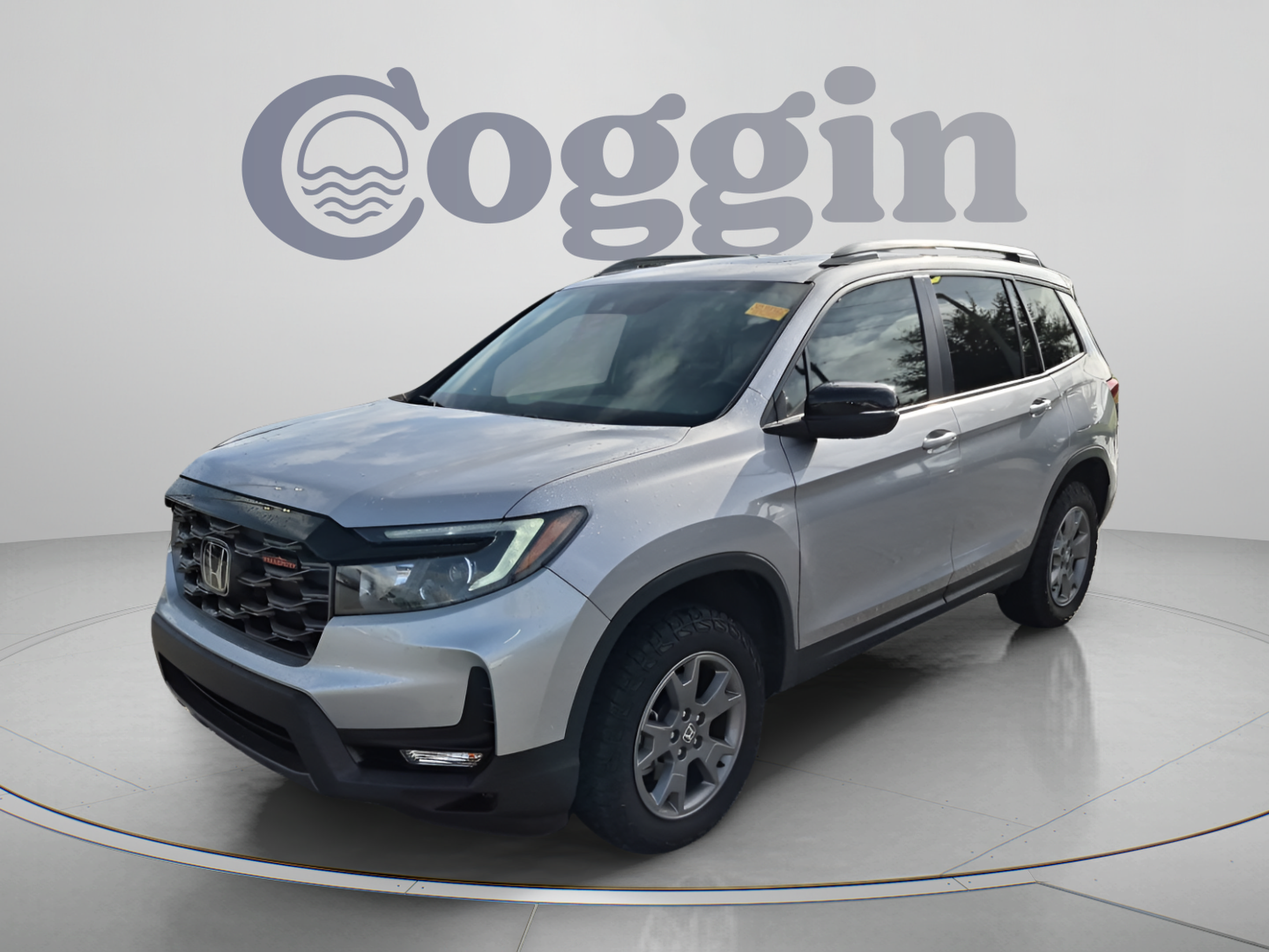 Used 2025 Honda Passport TrailSport image 1