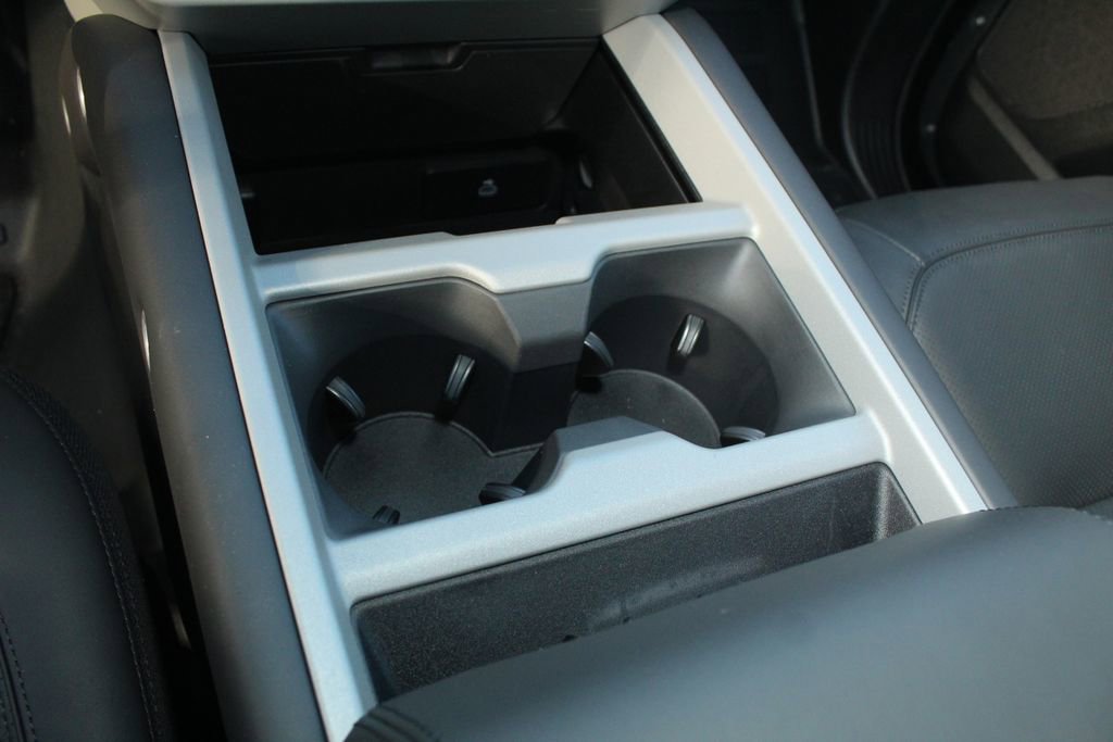 New 2026 Land Rover Defender 110 V8 image 14