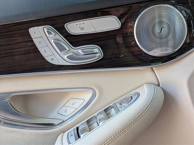 Used 2021 Mercedes-Benz C 300 Sedan image 4