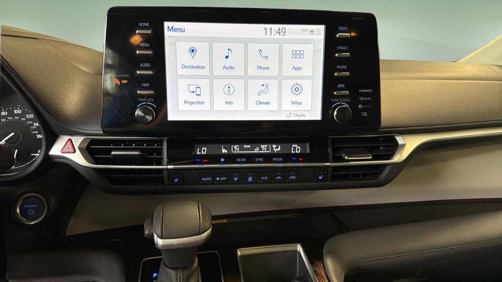 Used 2023 Toyota Sienna XLE w/ XLE Plus Package image 31