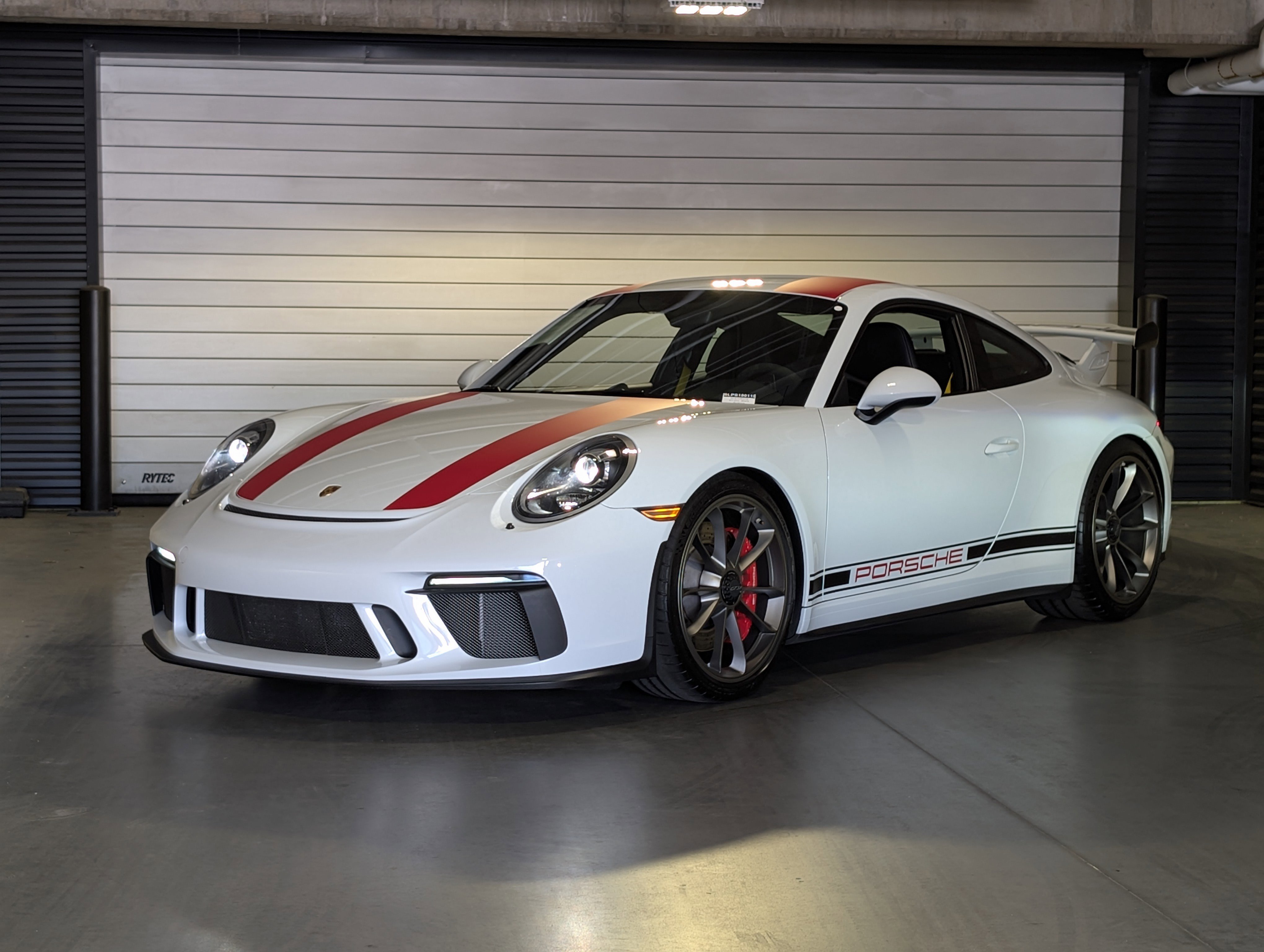 Certified 2018 Porsche 911 GT3 RWD image 1