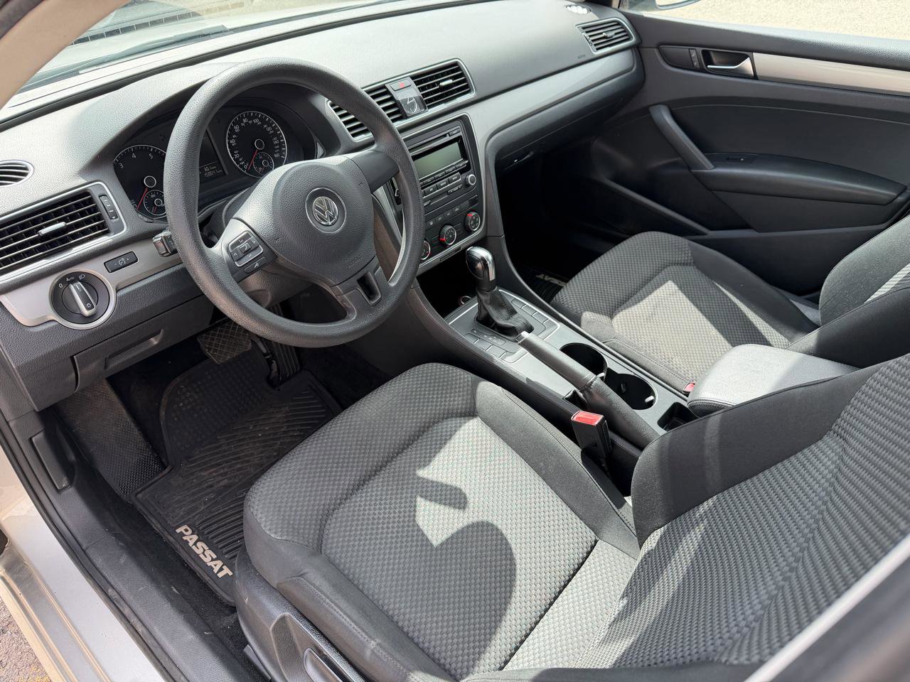 Used 2013 Volkswagen Passat 2.5 S FWD image 10