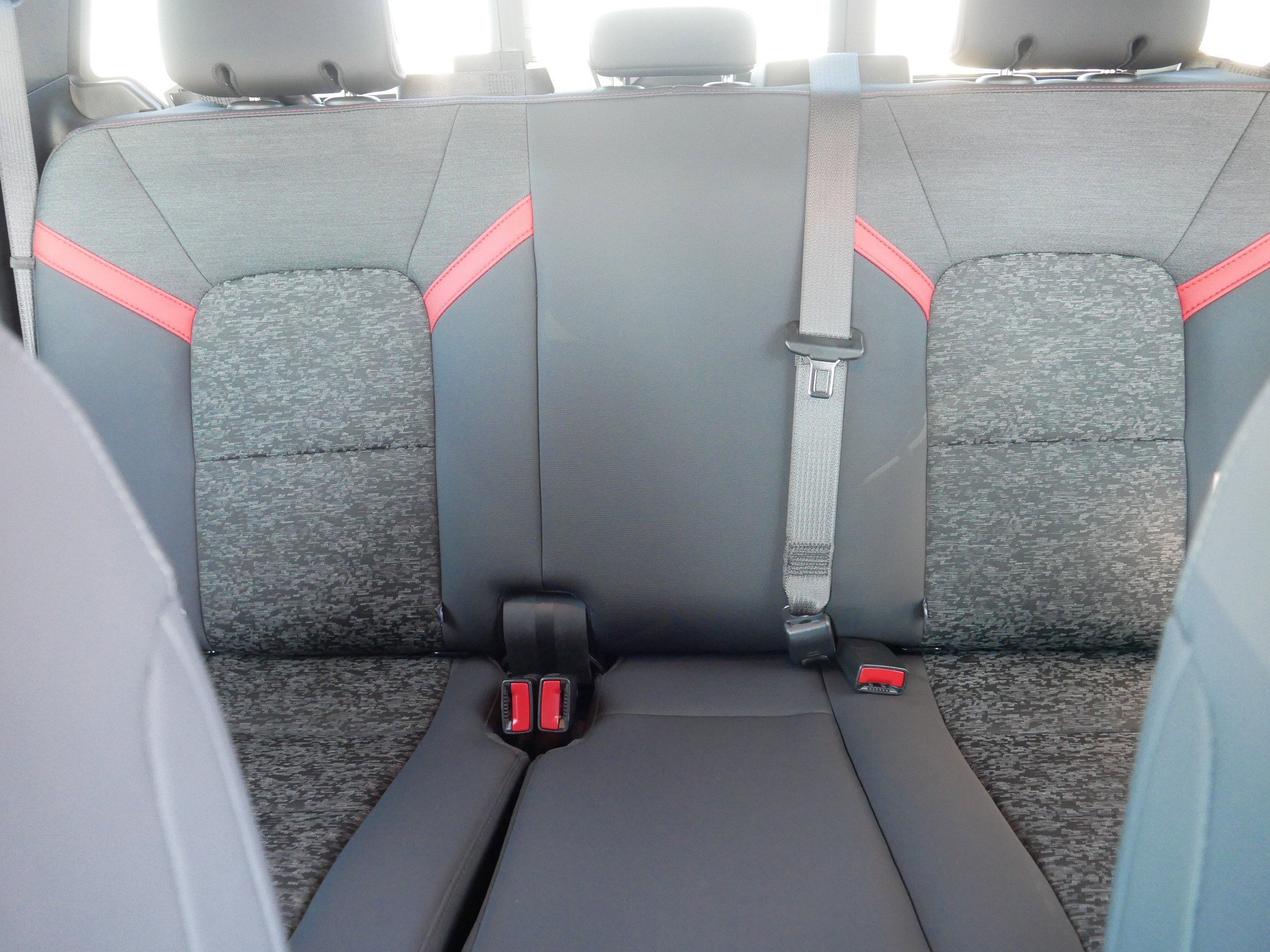 Used 2024 Chevrolet Colorado Z71 w/ Z71 Convenience Package 2 image 13